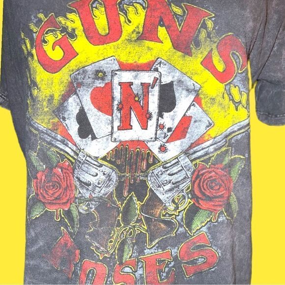 Vintage Guns n Roses gray fade out T-shirt with graphic design front! - Picture 3 of 7